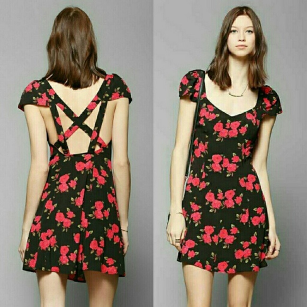 Kimchi Blue Black & Red Floral Dress